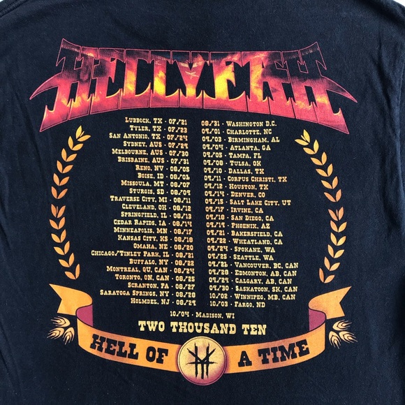 2010 Hellyeah tour t shirt - Picture 3 of 7